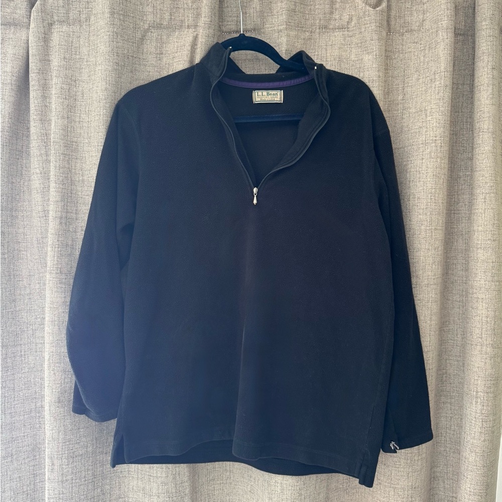 L.L. Bean womens Black Sweater Size Medium